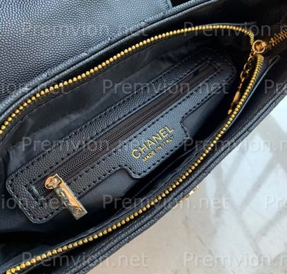 Official CHANEL GWP cosmetic organizer in black