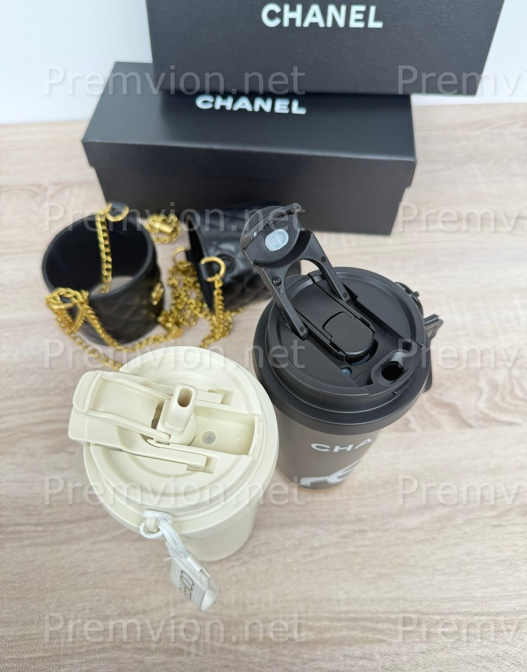 Chanel black and white designer thermos mug 530ml insulated coffee tumbler for stylish lifestyle